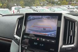2017 Toyota Landcruiser VX