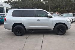 2017 Toyota Landcruiser VX