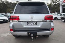 2017 Toyota Landcruiser VX