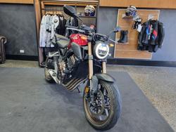 2023 Honda CB650R Red