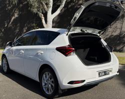 2016 Toyota Corolla Ascent Sport