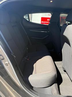 2021 Mazda 3 G20 Evolve