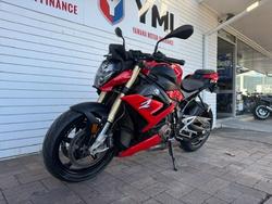 2021 BMW Motorrad S 1000 R RED