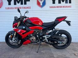 2021 BMW Motorrad S 1000 R RED