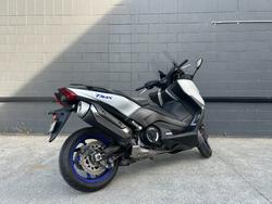 2018 Yamaha TMAX 530 SX WITH ABS (XP530A) SILVER