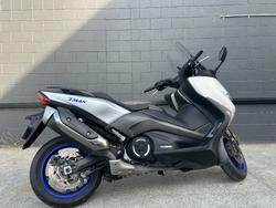 2018 Yamaha TMAX 530 SX WITH ABS (XP530A) SILVER