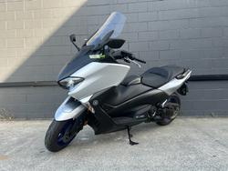 2018 Yamaha TMAX 530 SX WITH ABS (XP530A) SILVER
