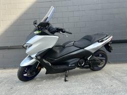 2018 Yamaha TMAX 530 SX WITH ABS (XP530A) SILVER