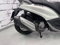 2014 Piaggio Beverly 350 (BV 350) Beverly White
