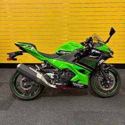Kawasaki Ninja 400 SE
