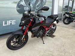 2024 Honda CB750 (HORNET) Black
