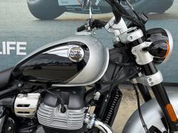 2024 ROYAL ENFIELD (SEE ALSO ENFIEL SUPER METEOR 650 GREY