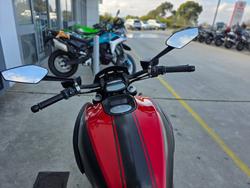 2015 DUCATI DIAVEL CARBON Black