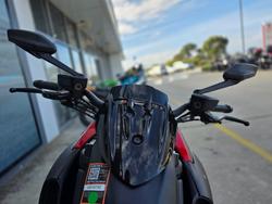 2015 DUCATI DIAVEL CARBON Black