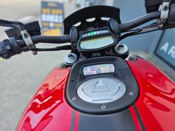 2015 DUCATI DIAVEL CARBON Black