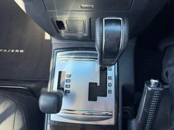 2015 Mitsubishi Pajero GLX