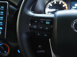 2024 Toyota Hilux SR