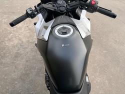 2025 Suzuki GSX-8R (GSX800FRQ)