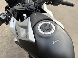 2025 Suzuki GSX-8R (GSX800FRQ)