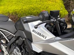 2025 Suzuki GSX-8R (GSX800FRQ)