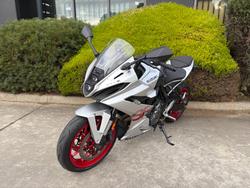2025 Suzuki GSX-8R (GSX800FRQ)