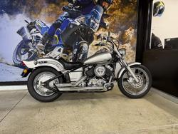 2014 Yamaha XVS650 V-STAR CUSTOM SILVER