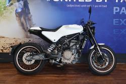 Husqvarna Svartpilen 401