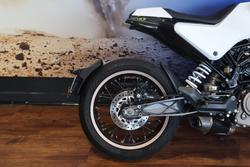 2018 Husqvarna SVARTPILEN 401