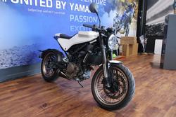 2018 Husqvarna SVARTPILEN 401