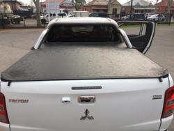 2016 Mitsubishi Triton GLS