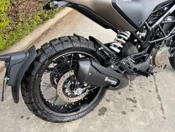 2023 Husqvarna SVARTPILEN 401 Black