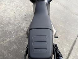 2023 Husqvarna SVARTPILEN 401 Black