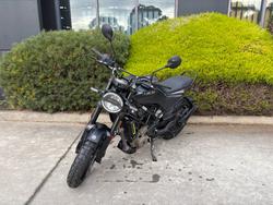 2023 Husqvarna SVARTPILEN 401 Black