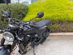 2023 Husqvarna SVARTPILEN 401 Black
