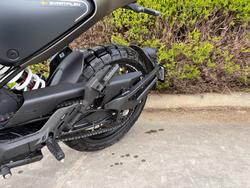 2023 Husqvarna SVARTPILEN 401 Black
