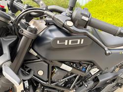 2023 Husqvarna SVARTPILEN 401 Black