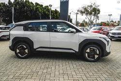 2026 Kia EV3 Air Long Range SV MY27 Clear White