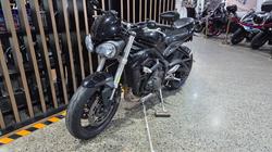 2017 Triumph STREET TRIPLE S 660 LAMS Black
