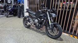 2017 Triumph STREET TRIPLE S 660 LAMS Black