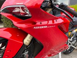 2015 DUCATI 1299 PANIGALE Red