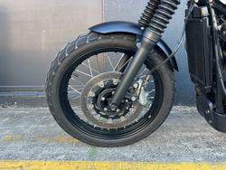 2021 Triumph STREET SCRAMBLER GREEN