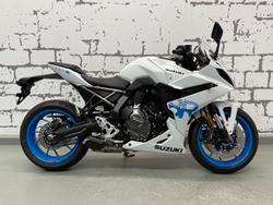 2026 Suzuki GSX-8R GSX-R White
