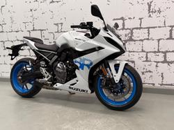 2026 Suzuki GSX-8R GSX-R White