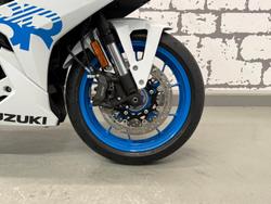 2026 Suzuki GSX-8R GSX-R White