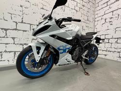 2026 Suzuki GSX-8R GSX-R White