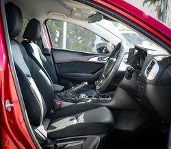 2018 Mazda 3 Neo Sport