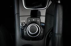 2018 Mazda 3 Neo Sport