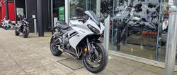 2024 Triumph Daytona 660 Daytona White