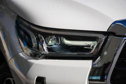 2022 Toyota Hilux SR5