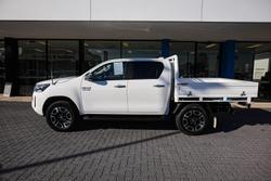 2022 Toyota Hilux SR5